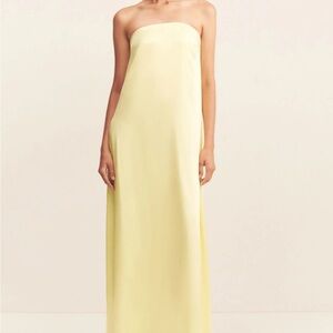 Elegant Strapless Yellow Dress